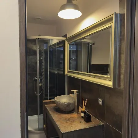 Stylish 1br For 4 In Old Town - Main Square Lägenhet